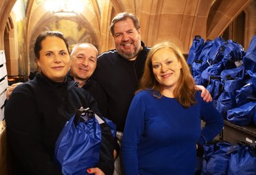 Jährliches Weihnachtsgansessen der Stiftung helfen helfen
