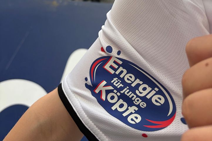 Trikot mit Label