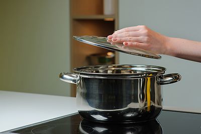 Kochtopf auf Herdplatte