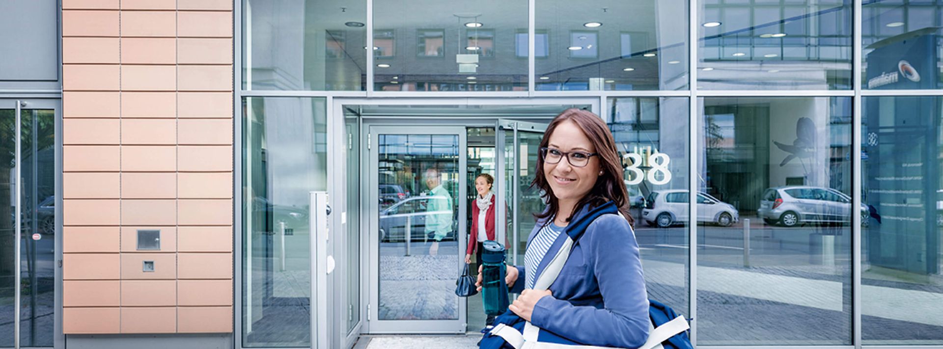 Studenten und Absolventen bei der Mainova