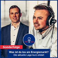 © Mainova Portraits von Klaas Eschment und Sebastian Krieger, dazwischen das Podcast-Symbol